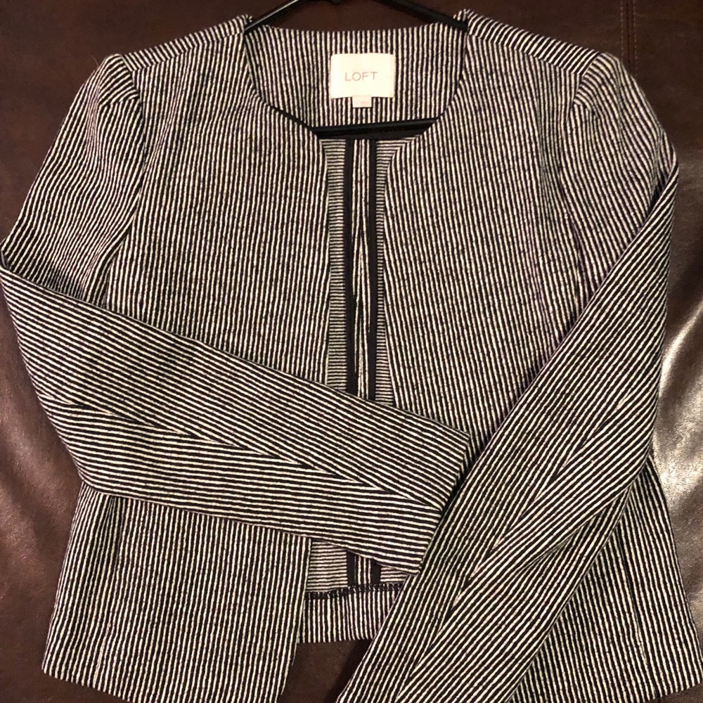 Ann Taylor LOFT striped jacket. Size 2